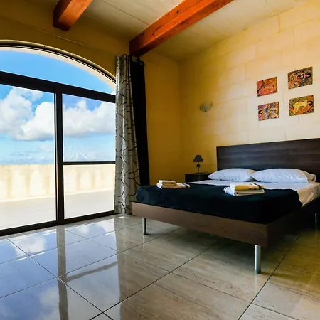 “tal-bengi” Luxury Panzió Nadur