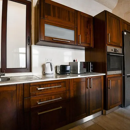 “tal-bengi” Luxury